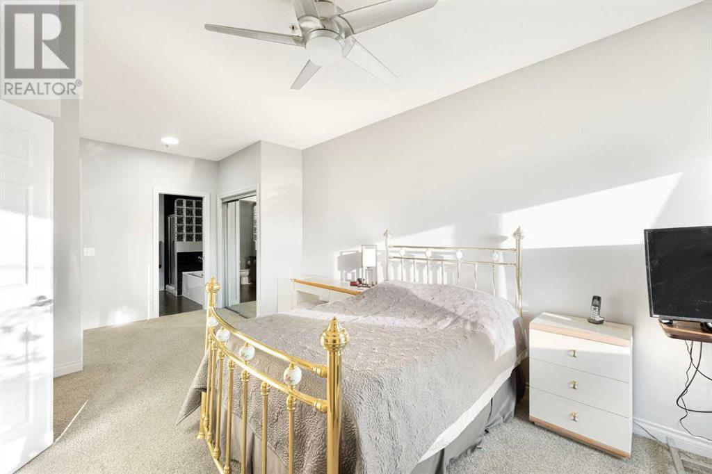 Single Family House for Sale in    Street SW Glenbrook Calgary 
