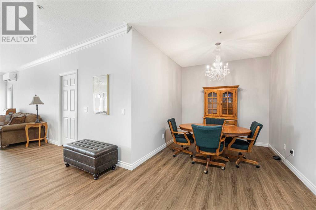 Single Family House for Sale in    Street SW Glenbrook Calgary 