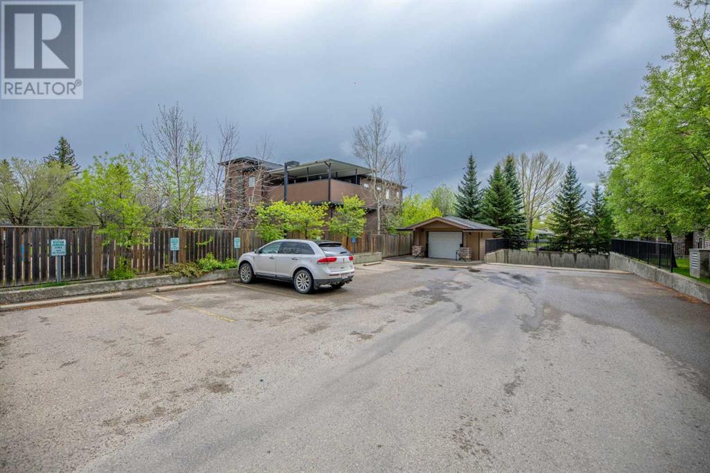 Single Family House for Sale in    Street SW Glenbrook Calgary 