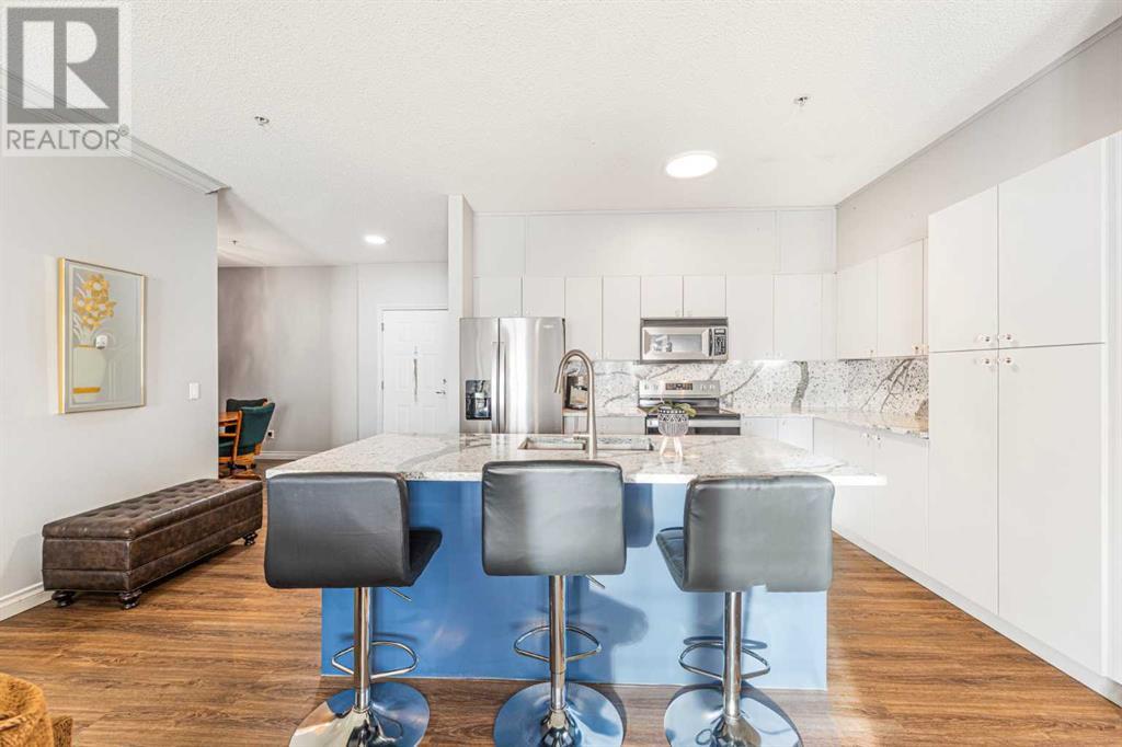Single Family House for Sale in    Street SW Glenbrook Calgary 