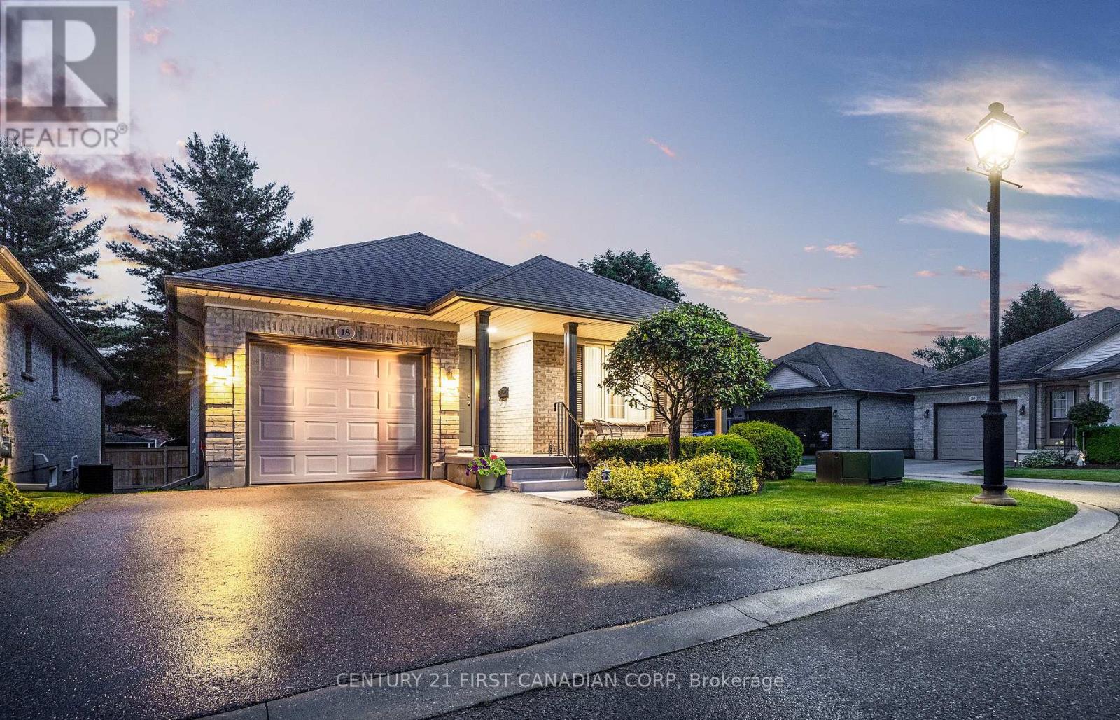 Photo 16 of 18 20 Windermere Place, St Thomas ON