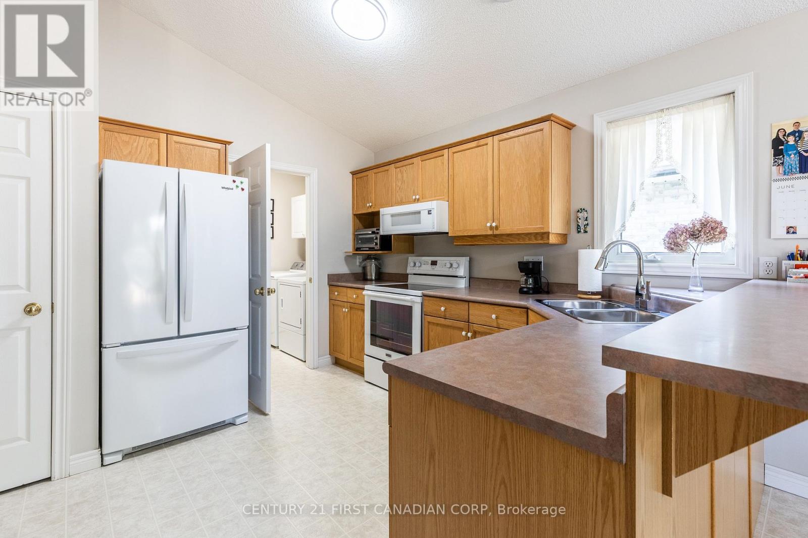 Photo 28 of 18 20 Windermere Place, St Thomas ON