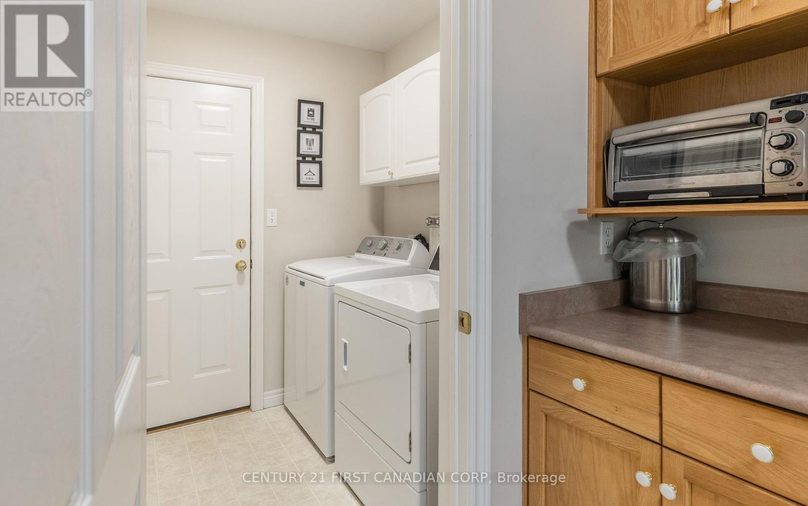 Photo 22 of 18 20 Windermere Place, St Thomas ON