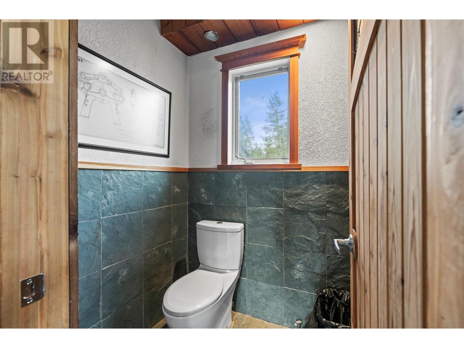 4444 Hales Road, Spallumcheen