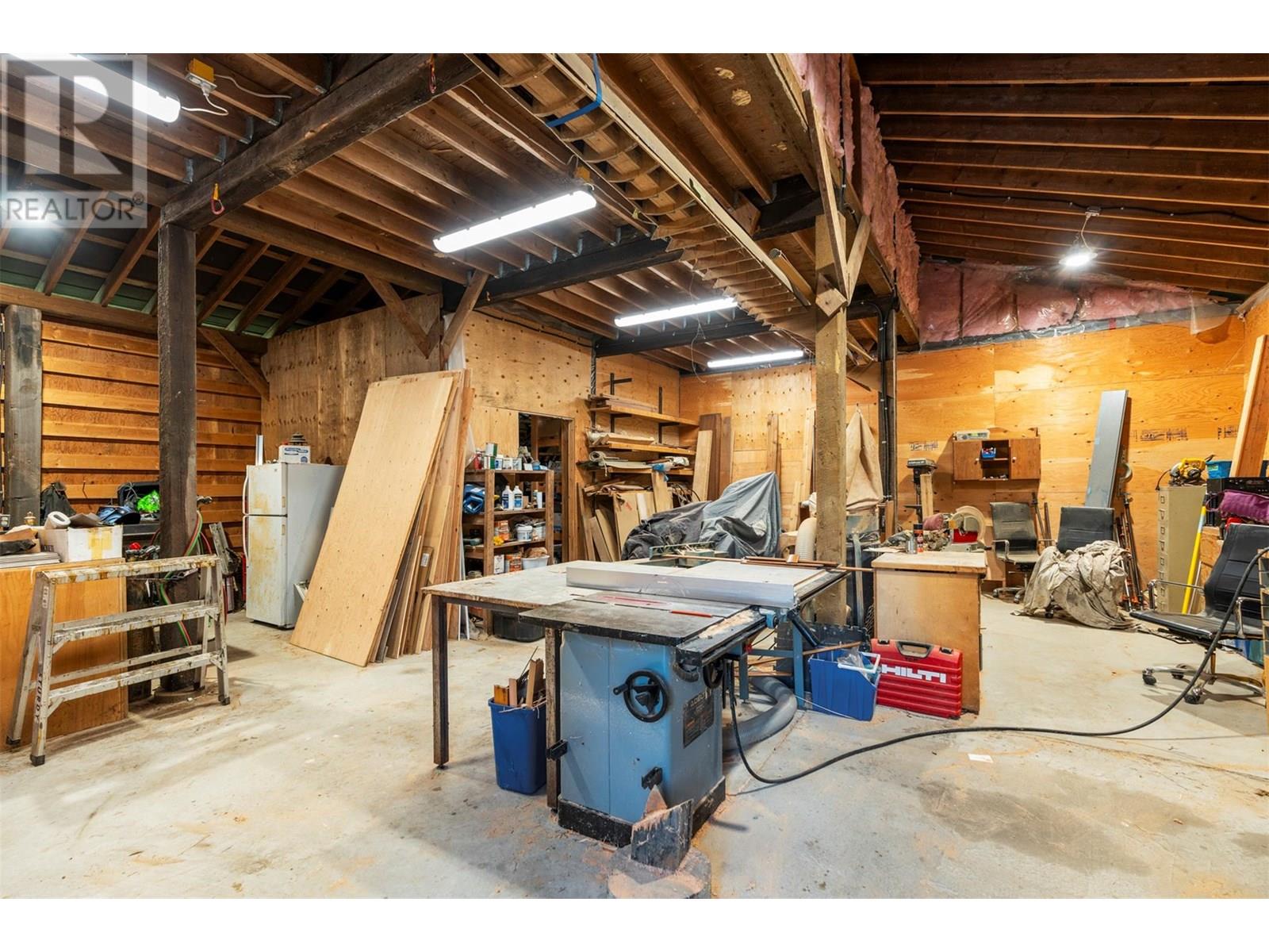 4444 Hales Road, Spallumcheen