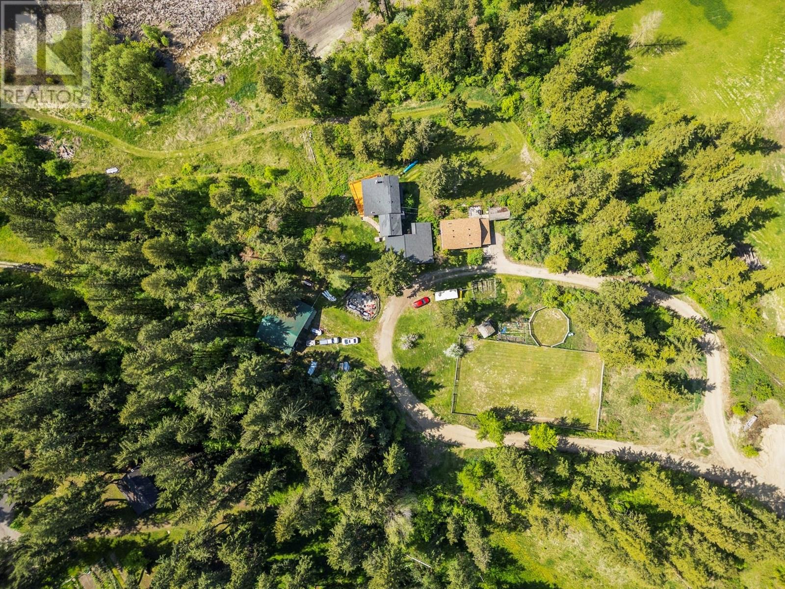 4444 Hales Road, Spallumcheen