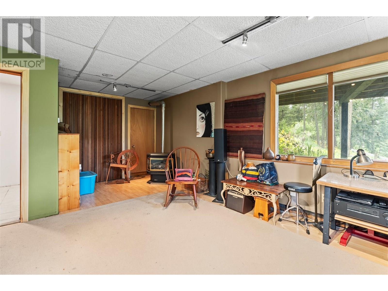 4444 Hales Road, Spallumcheen