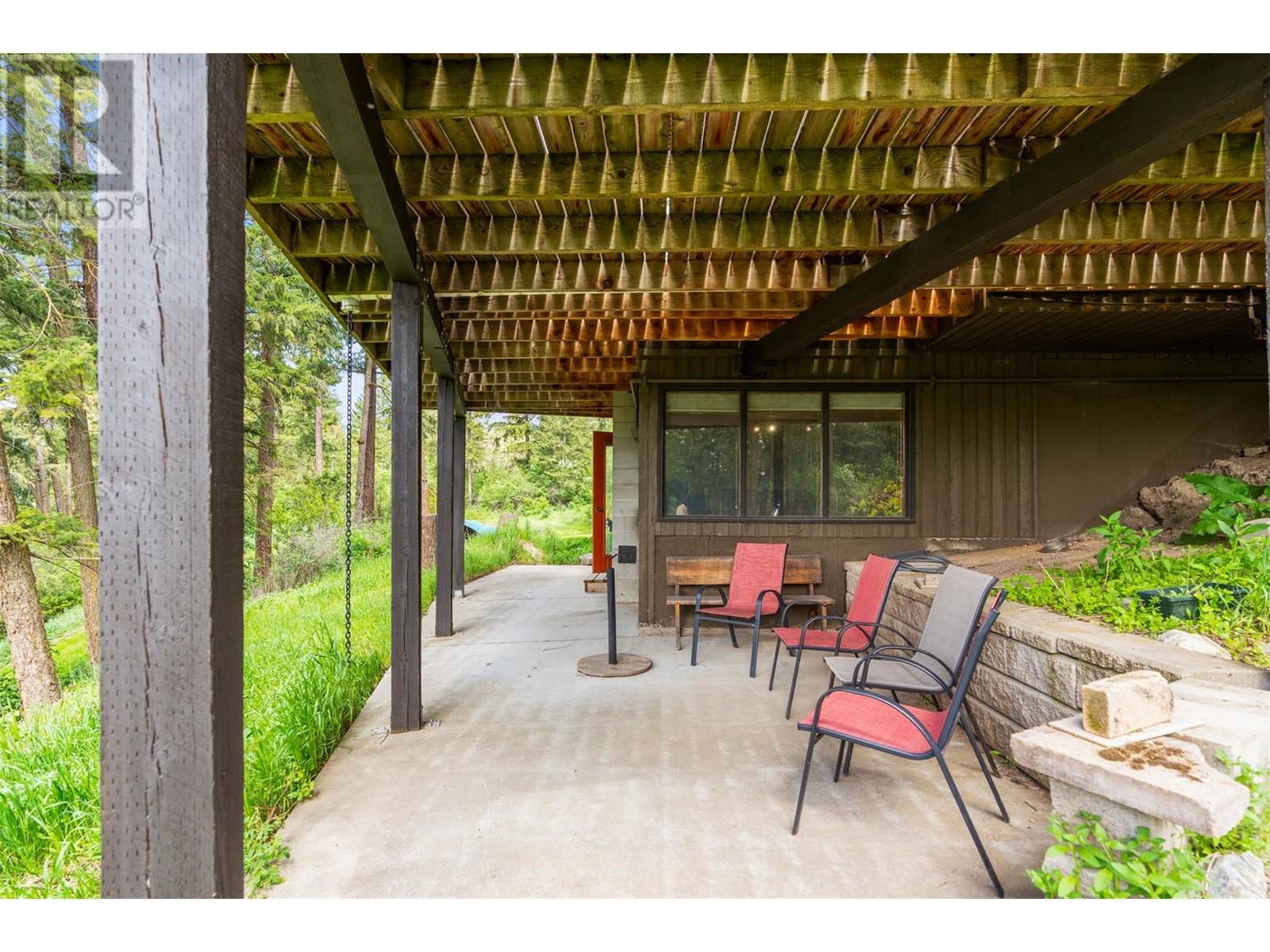 4444 Hales Road, Spallumcheen