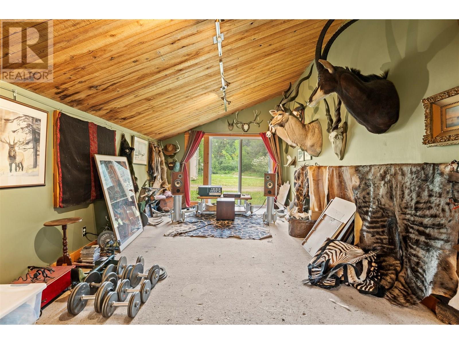 4444 Hales Road, Spallumcheen