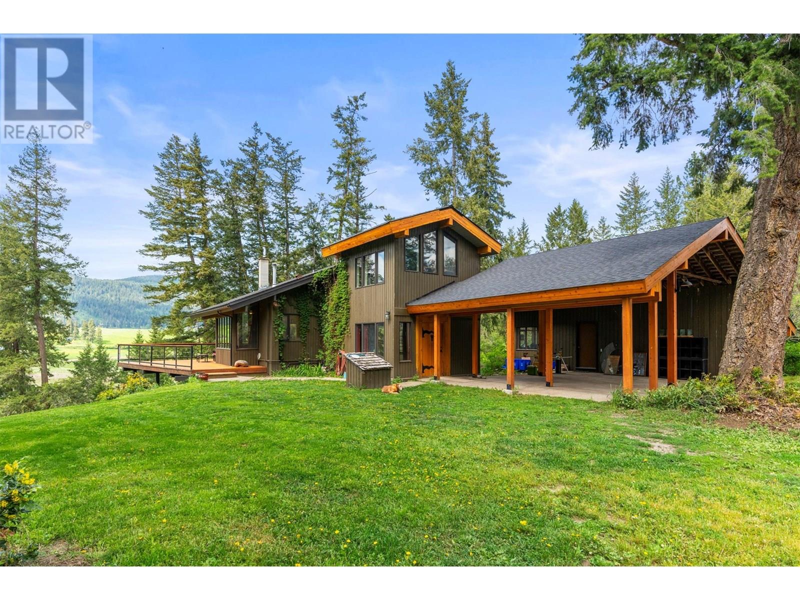 4444 Hales Road, Spallumcheen