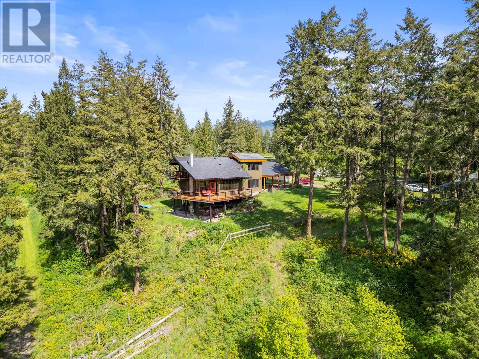 4444 Hales Road, Spallumcheen