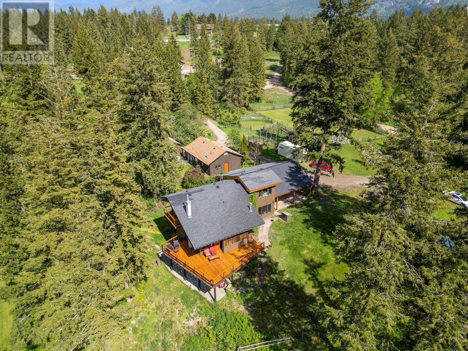 4444 Hales Road, Spallumcheen