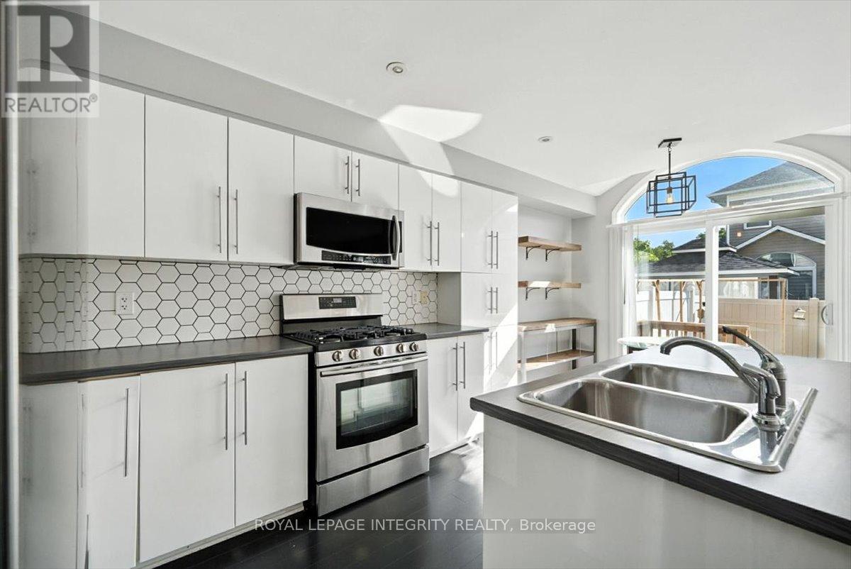 Photo 35 of 748 Morningstar Way, Ottawa ON
