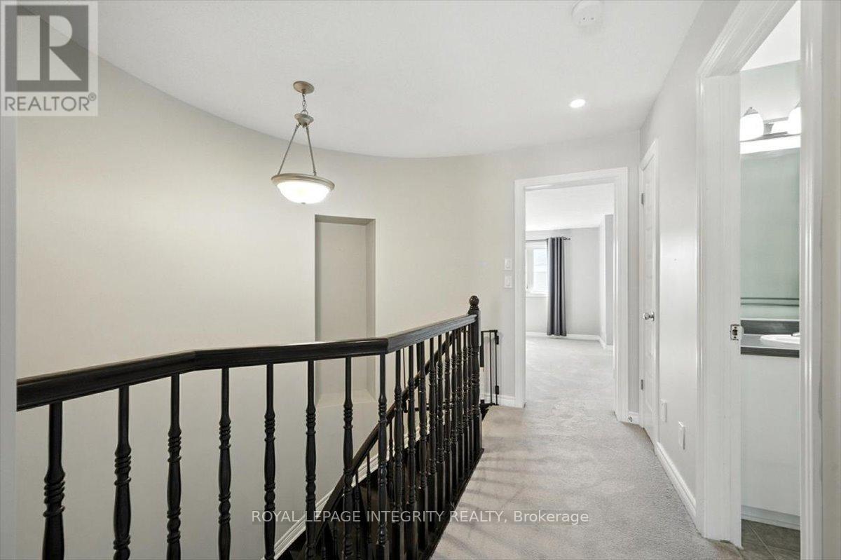 Photo 27 of 748 Morningstar Way, Ottawa ON