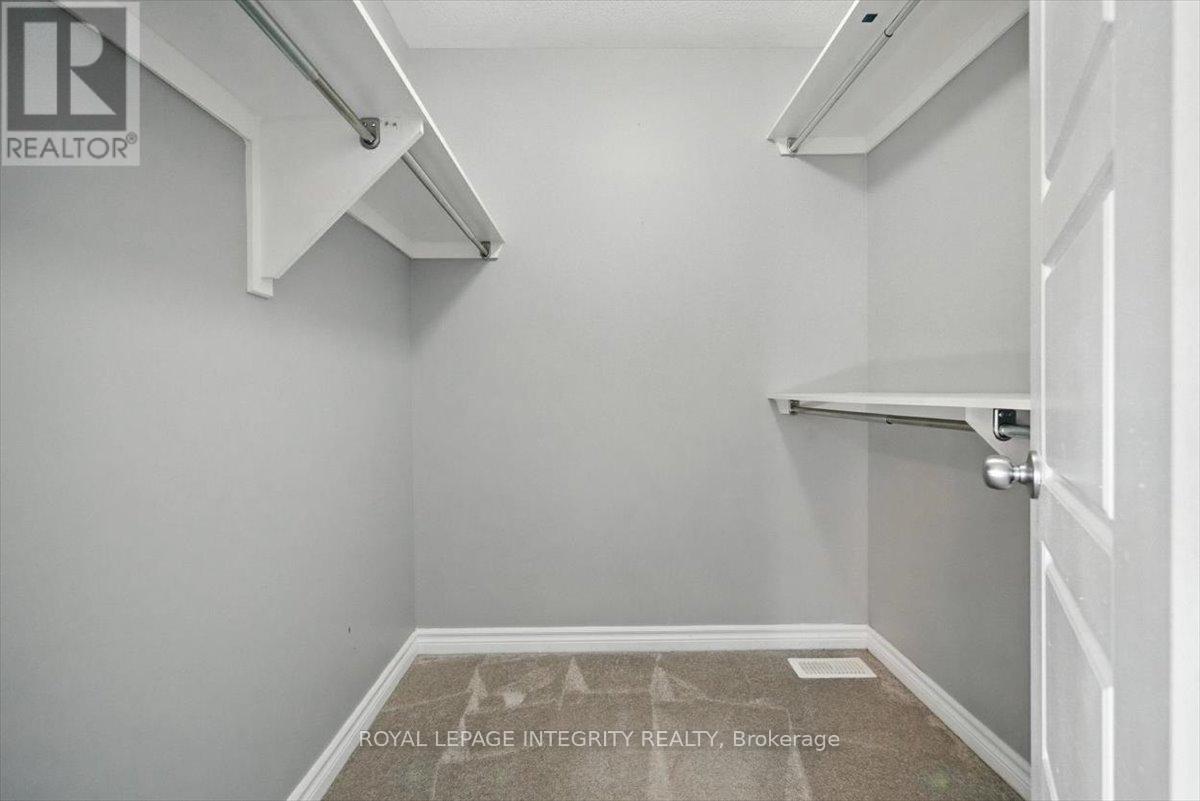 Photo 33 of 748 Morningstar Way, Ottawa ON