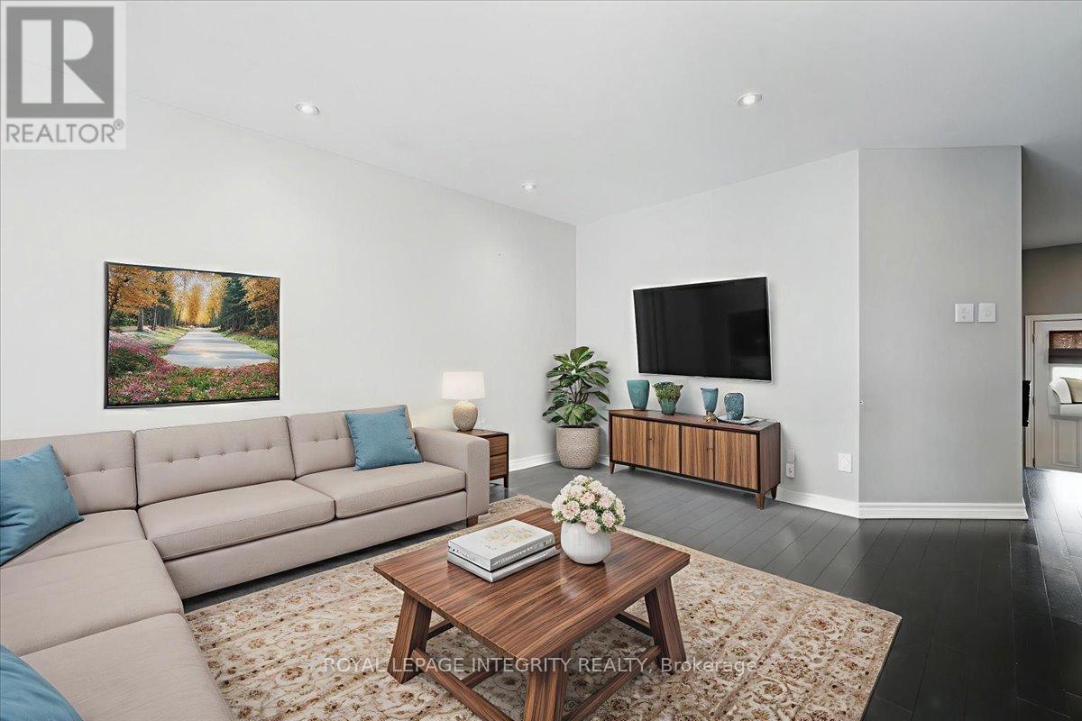 Photo 9 of 748 Morningstar Way, Ottawa ON