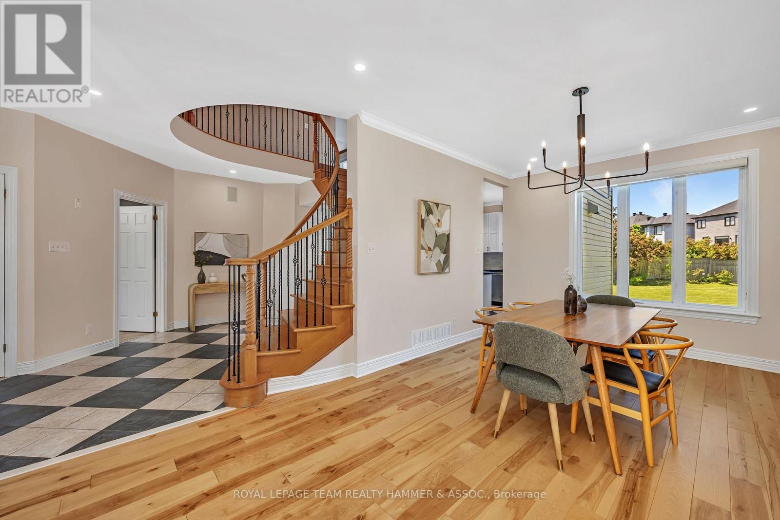 Photo 16 of 24 Tierney Drive, Ottawa ON