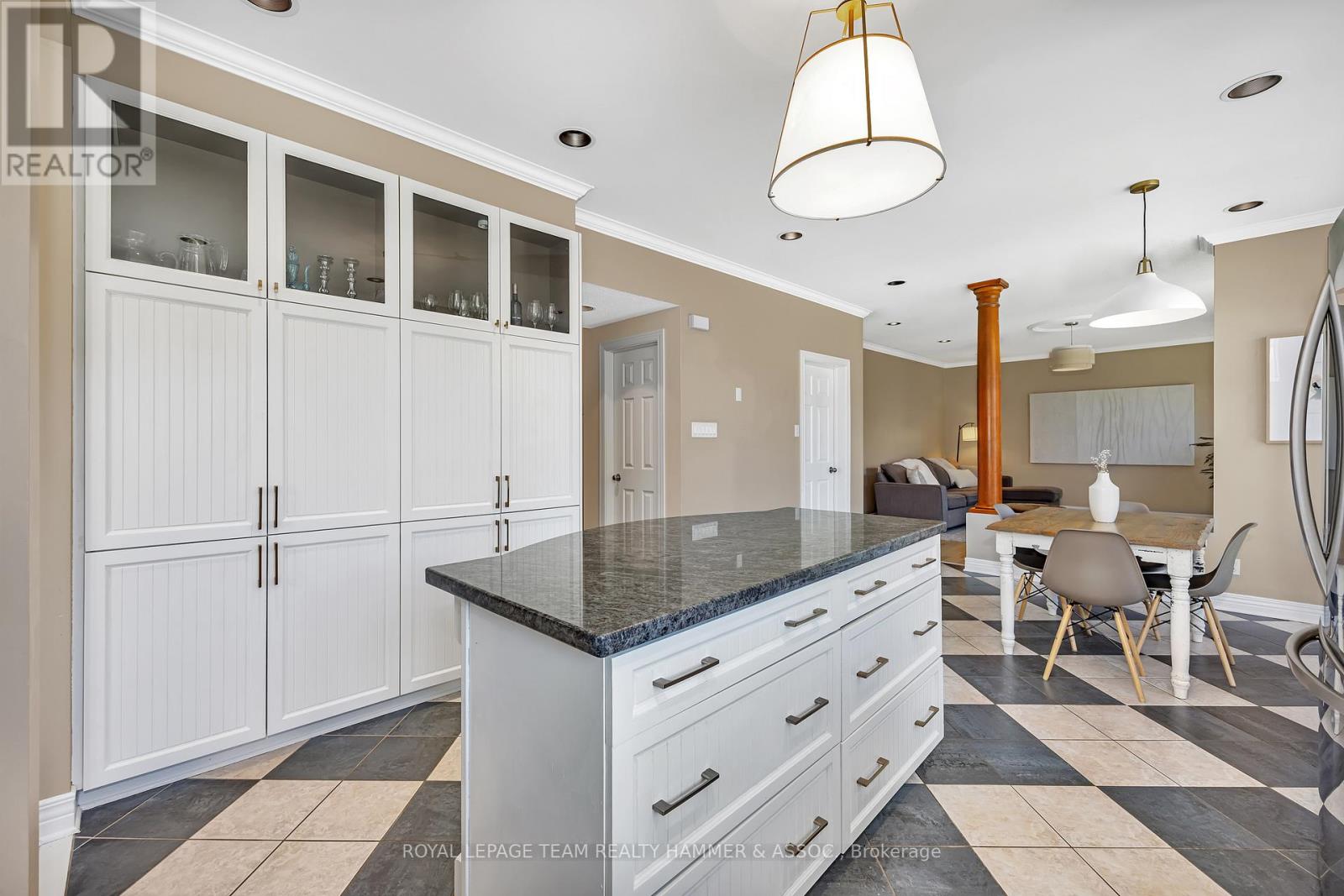 Photo 15 of 24 Tierney Drive, Ottawa ON
