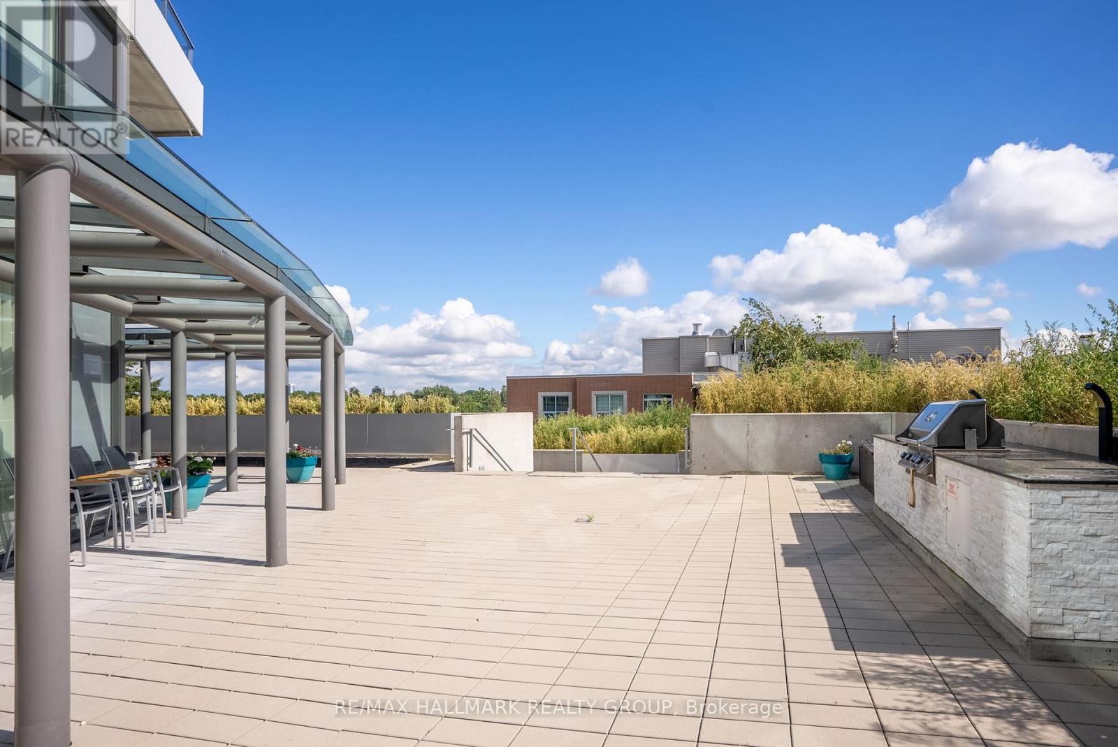 Photo 33 of 1906 485 Richmond Road, Ottawa ON