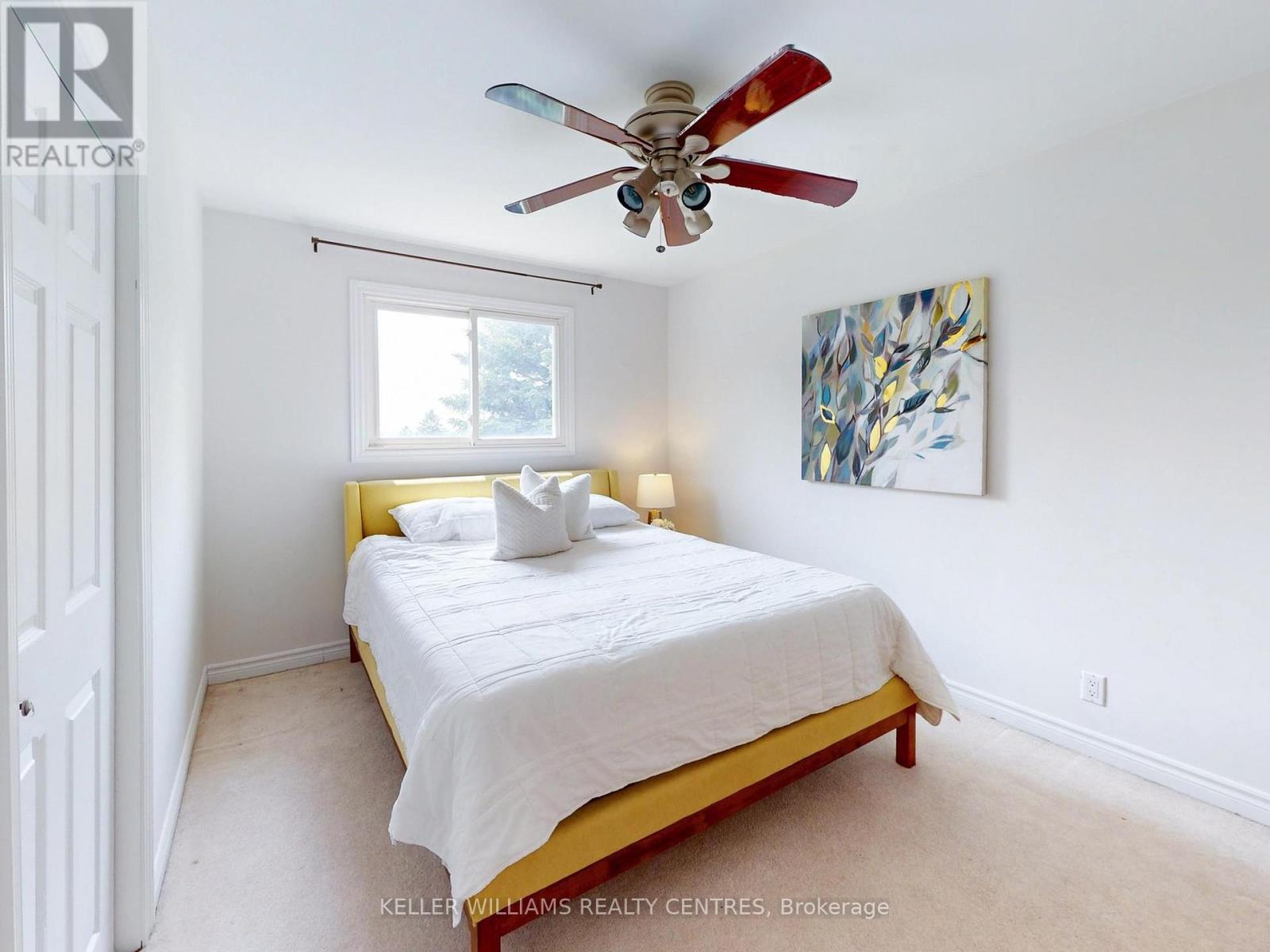 Photo 25 of 31 Henry Street, Georgina ON