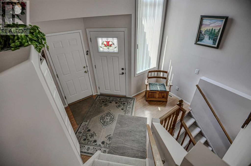 Single Family House Bi-level for Sale in  Somerglen Park SW Somerset Calgary 