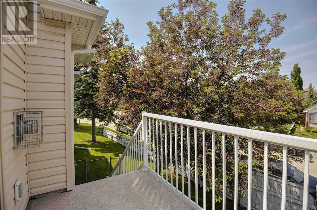 Single Family House Bi-level for Sale in  Somerglen Park SW Somerset Calgary 