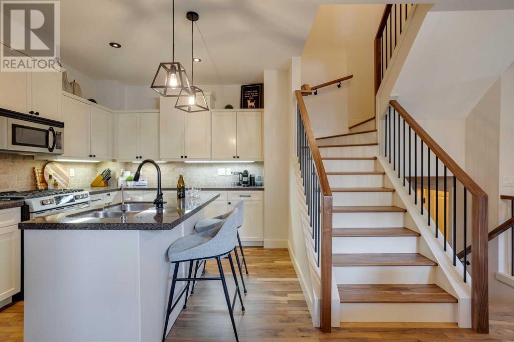 Single Family House for Sale in    Street NW Parkdale Calgary 