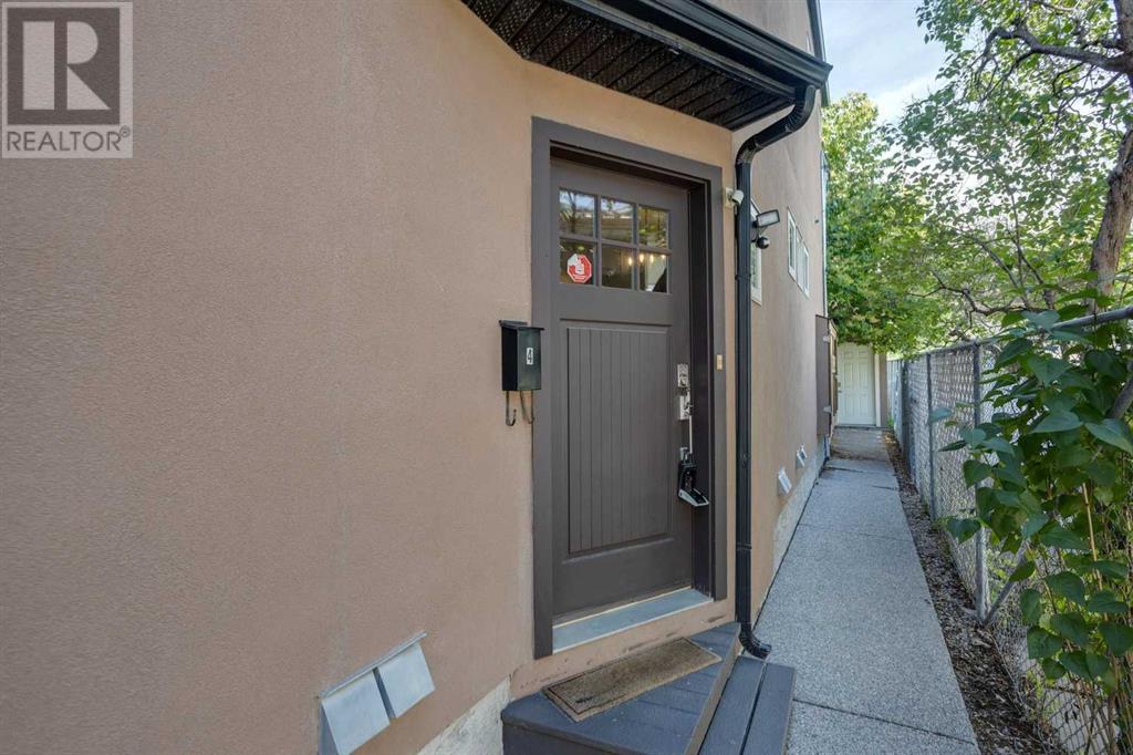 Single Family House for Sale in    Street NW Parkdale Calgary 