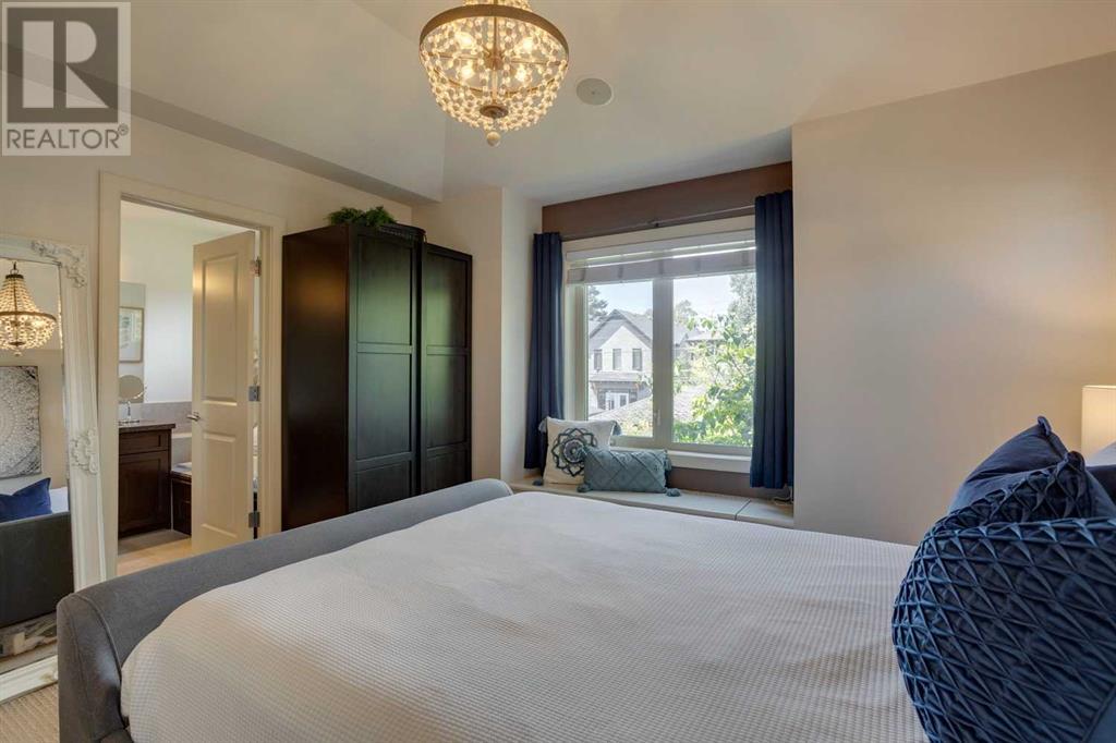 Single Family House for Sale in    Street NW Parkdale Calgary 