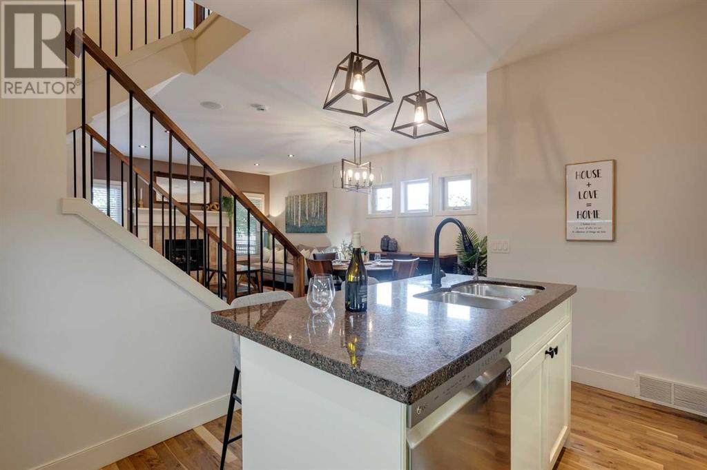 Single Family House for Sale in    Street NW Parkdale Calgary 