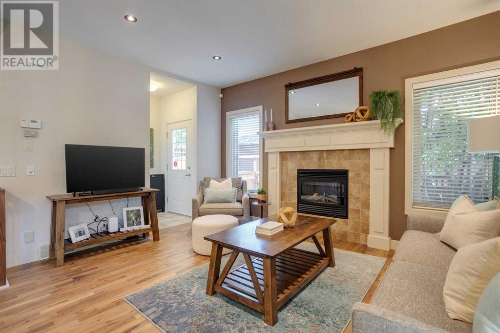 Single Family House for Sale in    Street NW Parkdale Calgary 