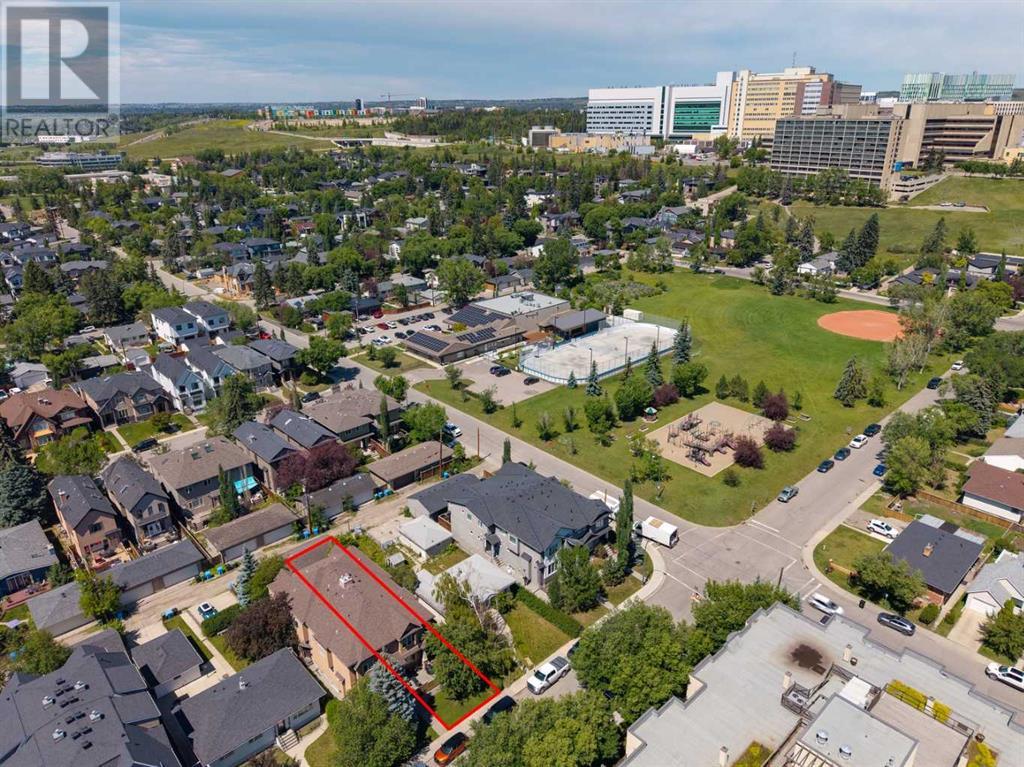 Single Family House for Sale in    Street NW Parkdale Calgary 
