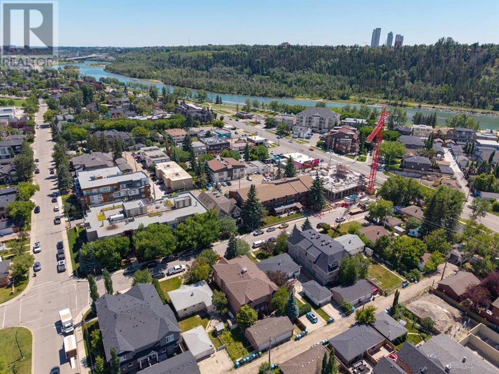 Single Family House for Sale in    Street NW Parkdale Calgary 