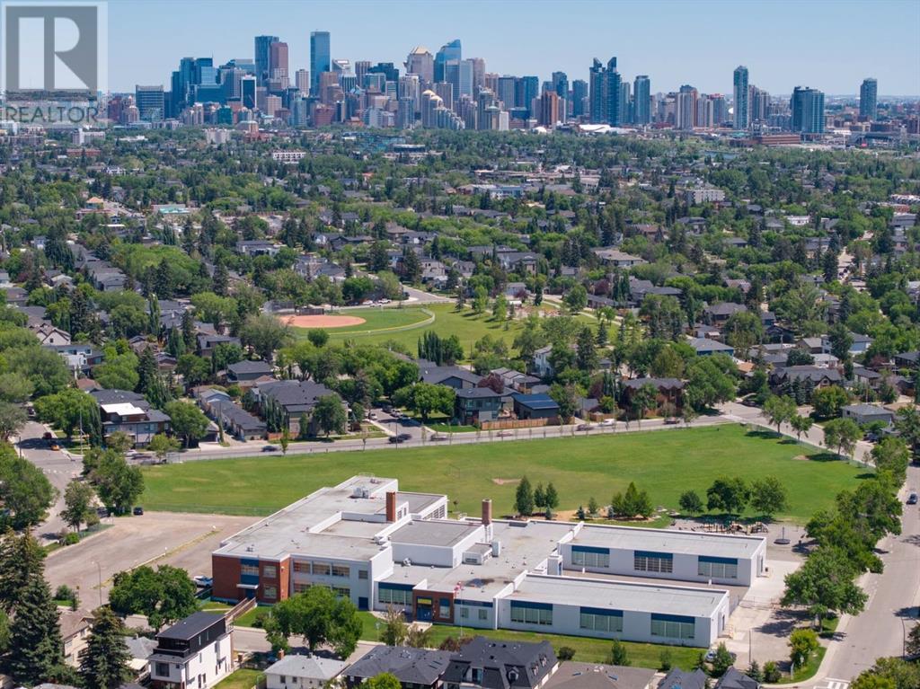 Single Family House for Sale in    Street NW Parkdale Calgary 