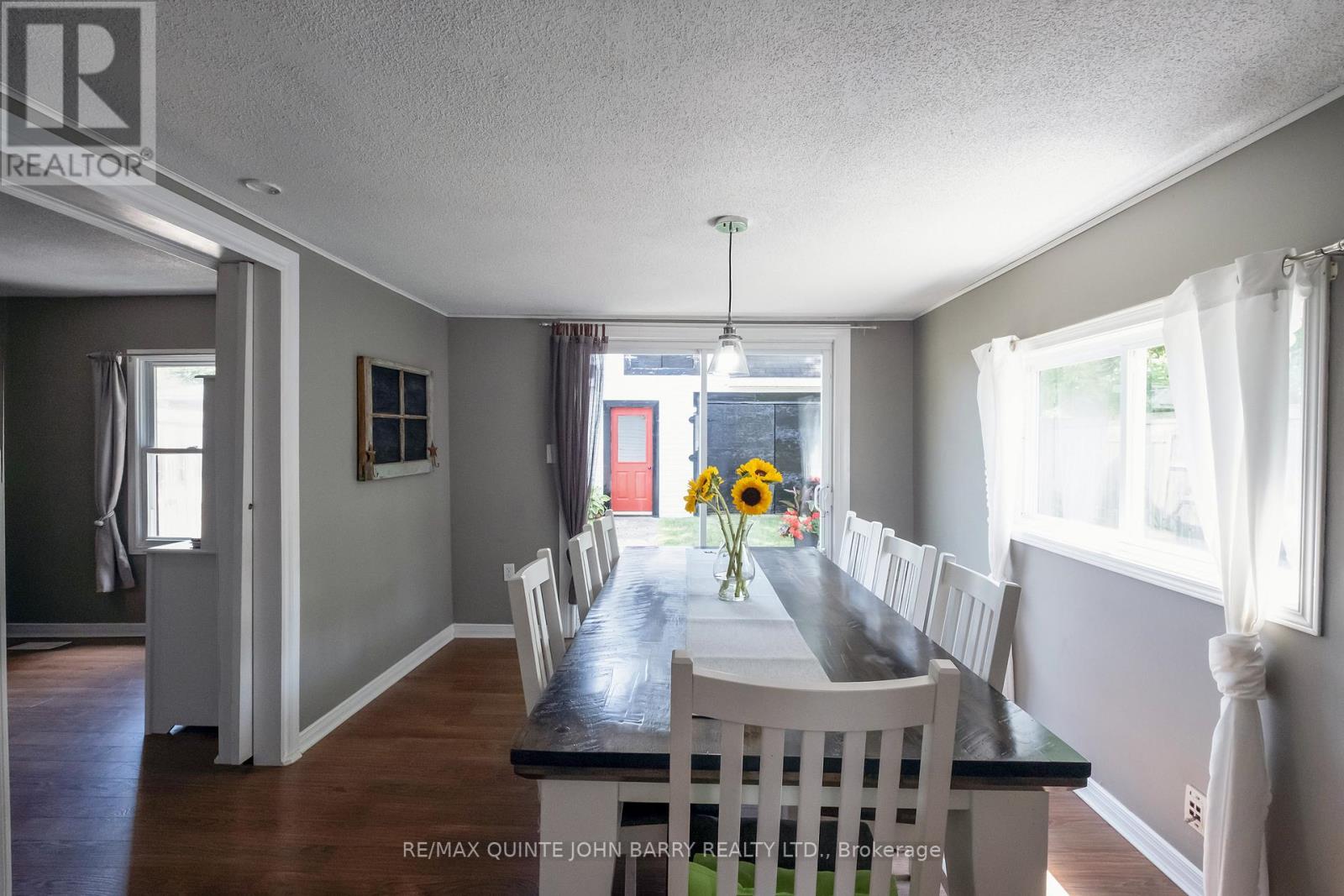 Photo 25 of 17 James Street, Quinte West ON