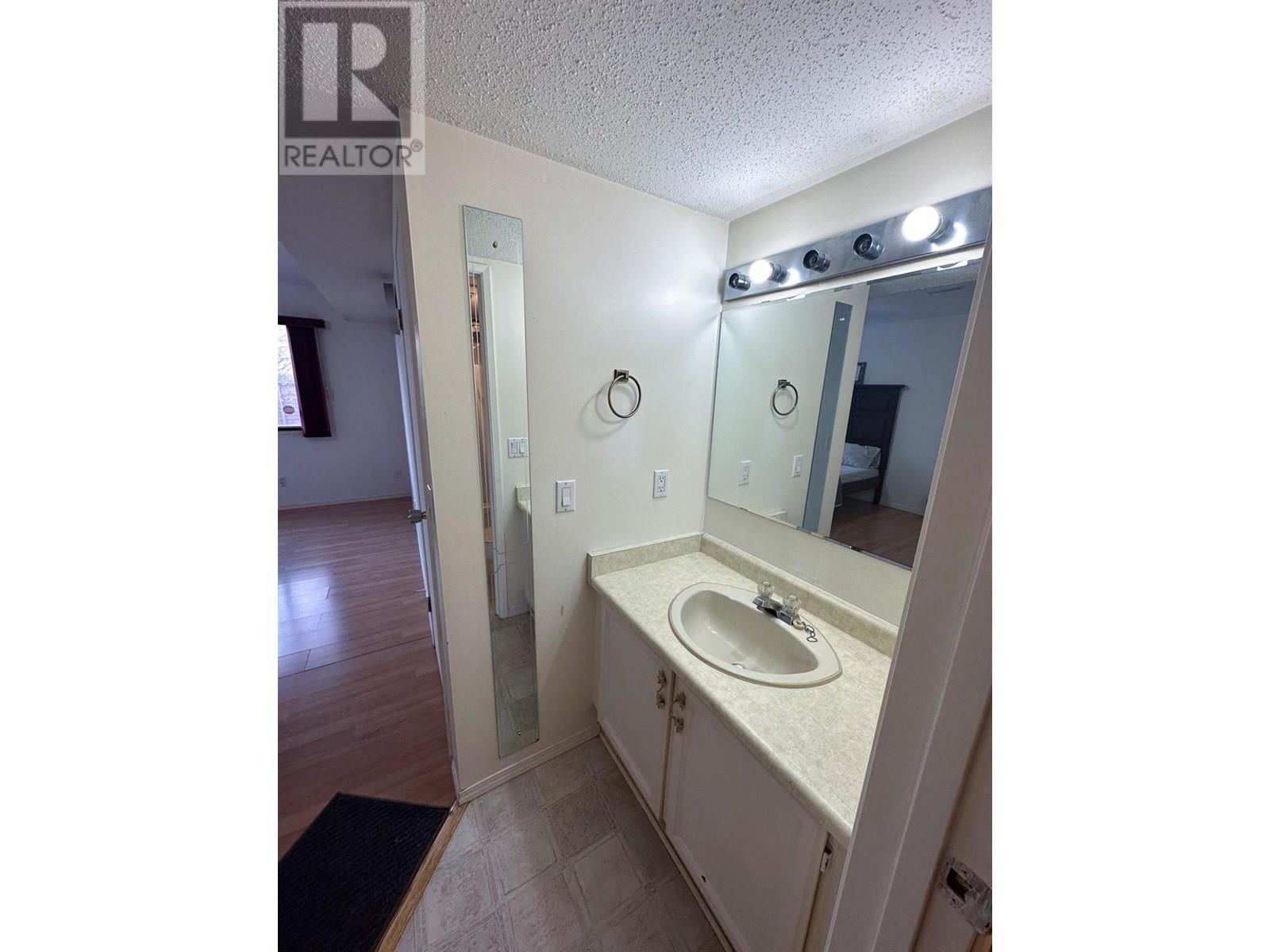 Photo 3 of 1155 Hugh Allan Drive Unit 18, Kamloops BC