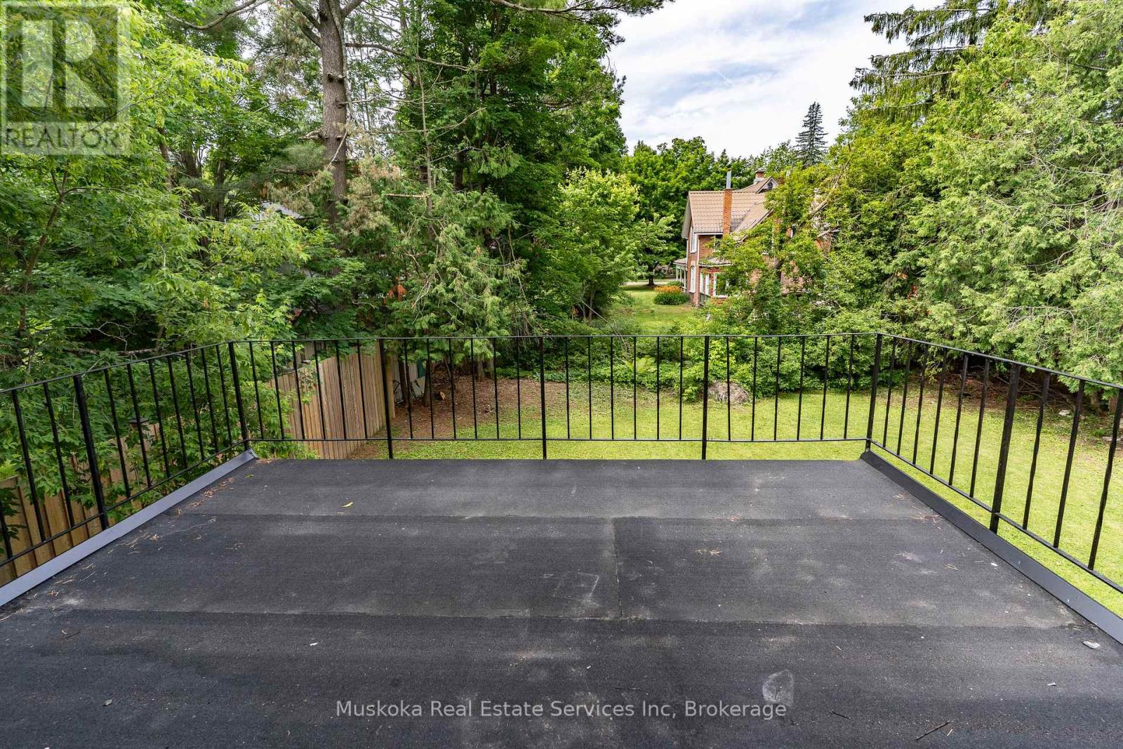 Photo 10 of 132 Mcmurray Street, Bracebridge ON