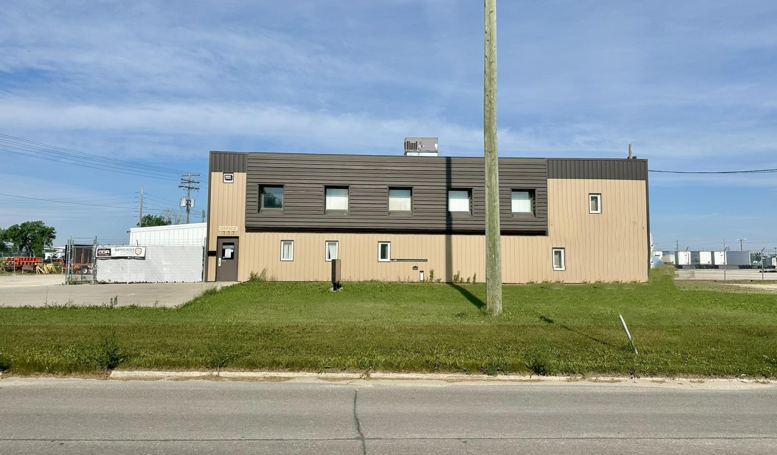 Photo 10 of 333 Holden St, Winnipeg MB