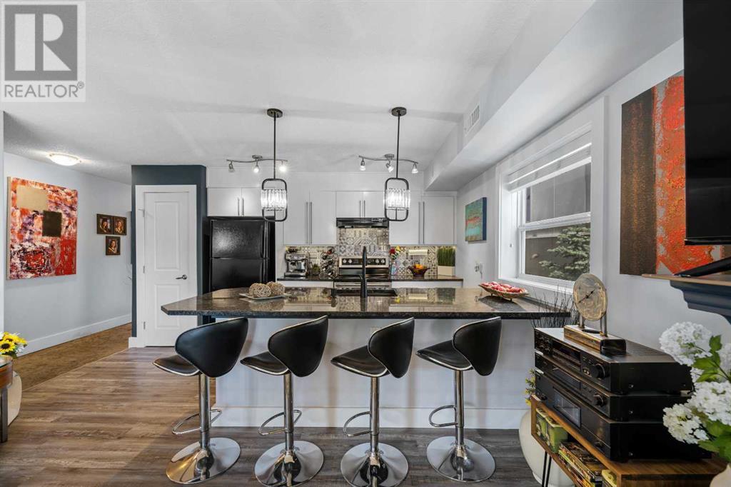 Single Family House for Sale in    Avenue SW Altadore Calgary 