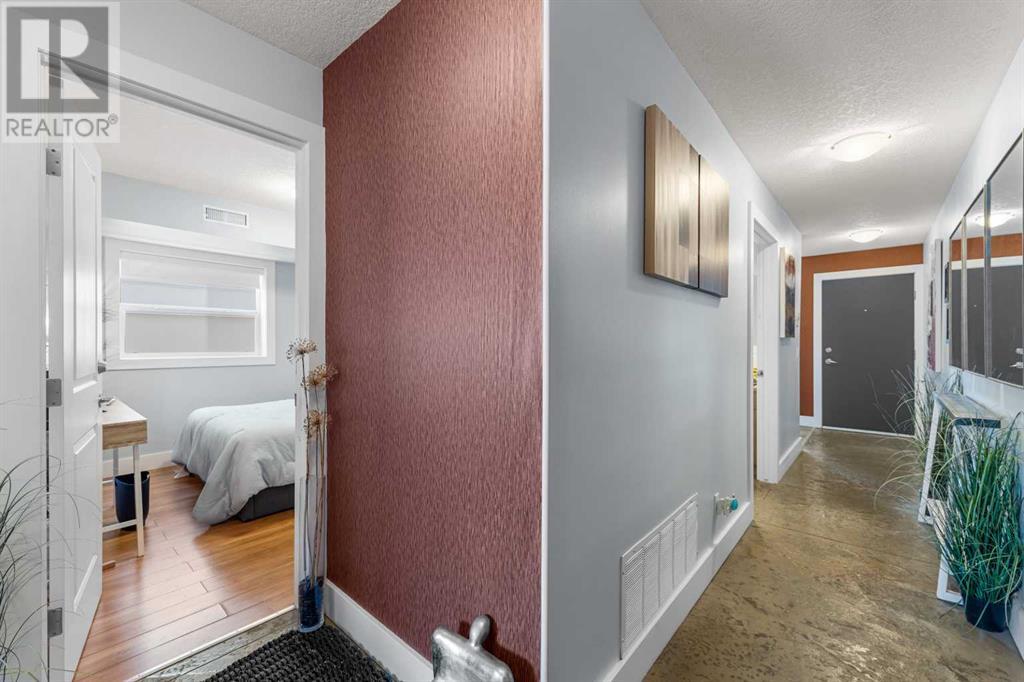 Single Family House for Sale in    Avenue SW Altadore Calgary 