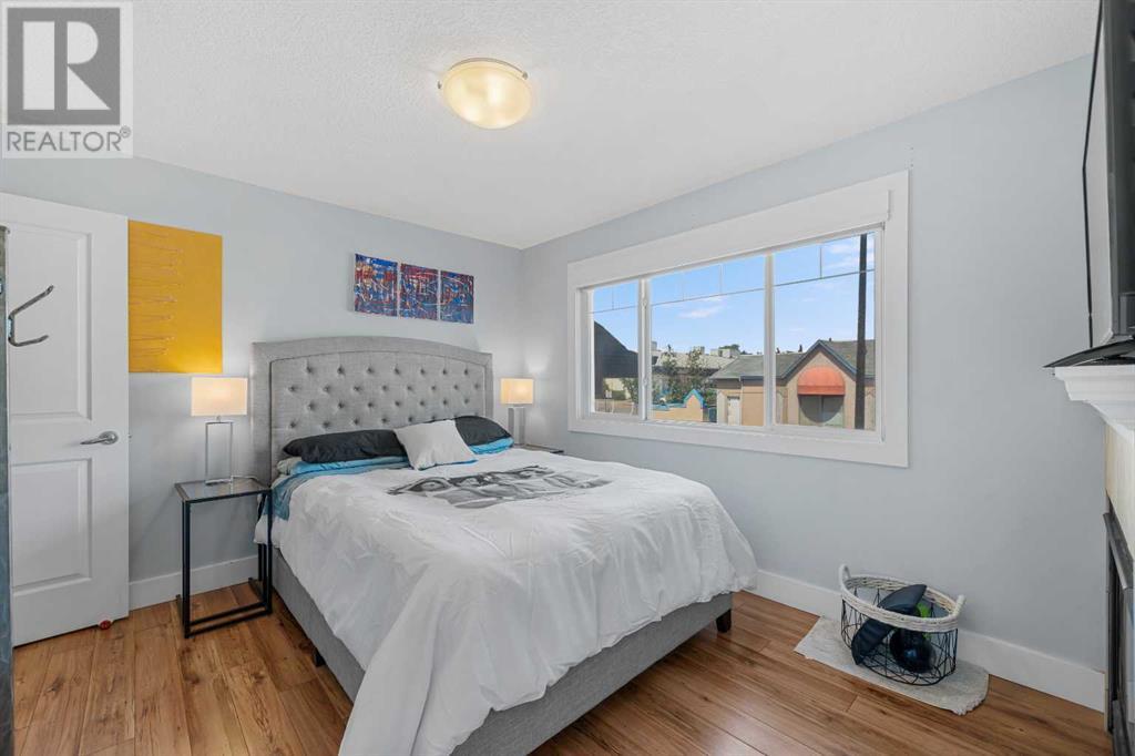 Single Family House for Sale in    Avenue SW Altadore Calgary 