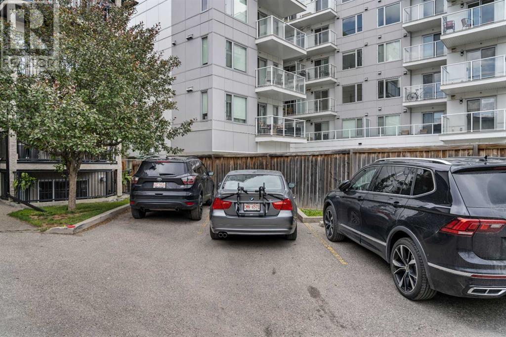 Single Family House for Sale in    Avenue SW Altadore Calgary 