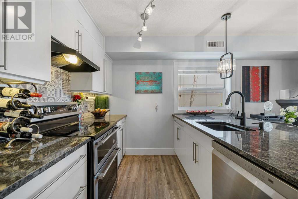 Single Family House for Sale in    Avenue SW Altadore Calgary 