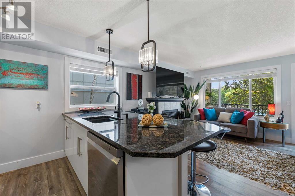 Single Family House for Sale in    Avenue SW Altadore Calgary 