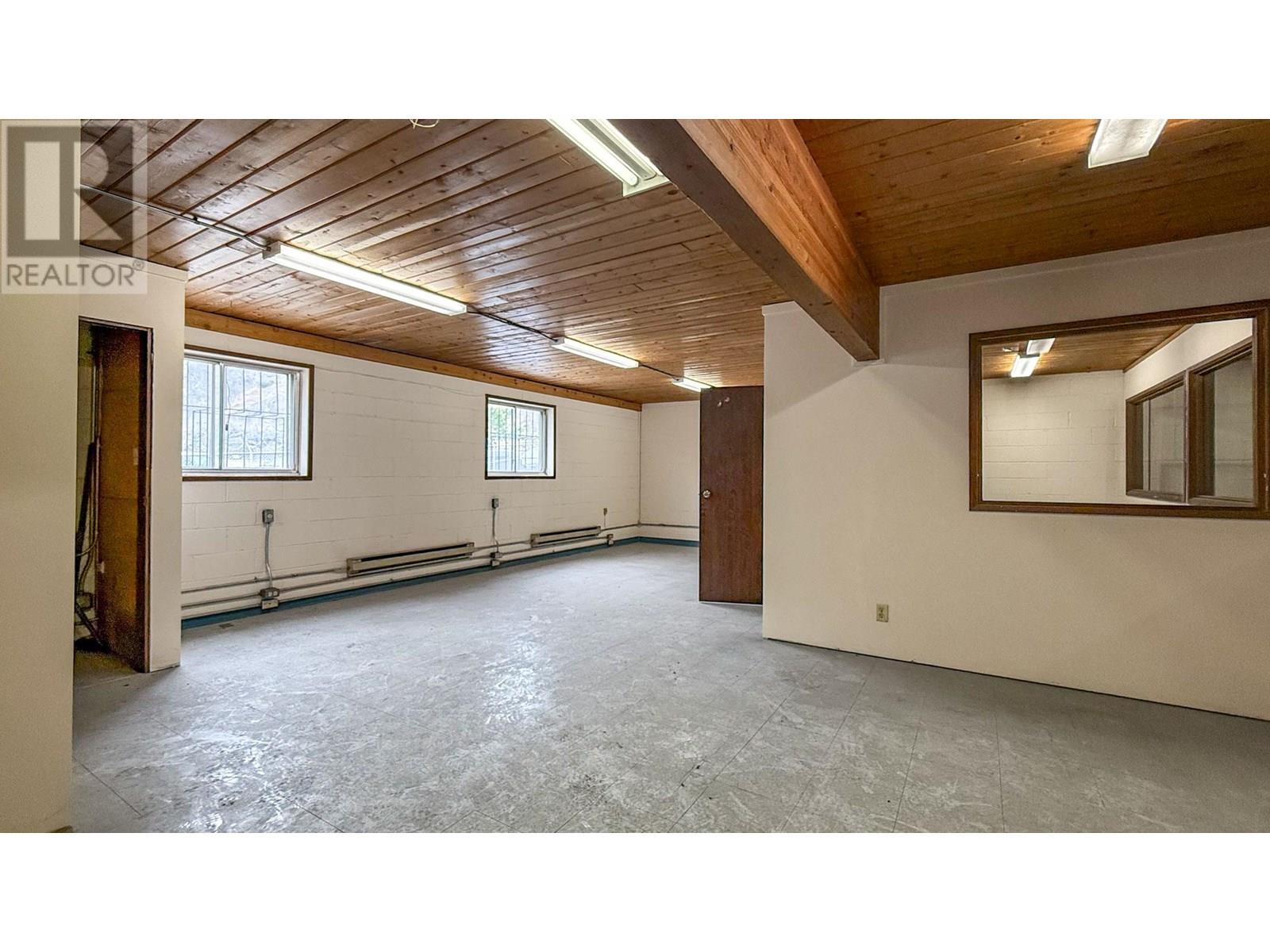 Photo 10 of 441 Victoria Street, Kamloops BC