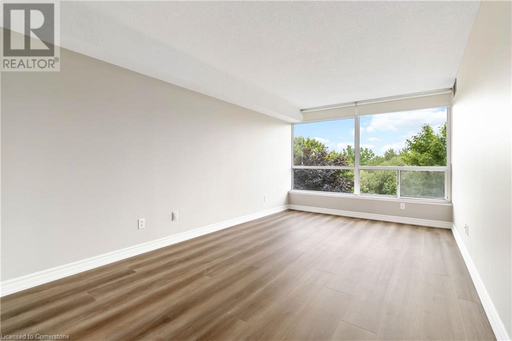 Photo 19 of 1276 Maple Crossing Boulevard Unit 412, Burlington ON