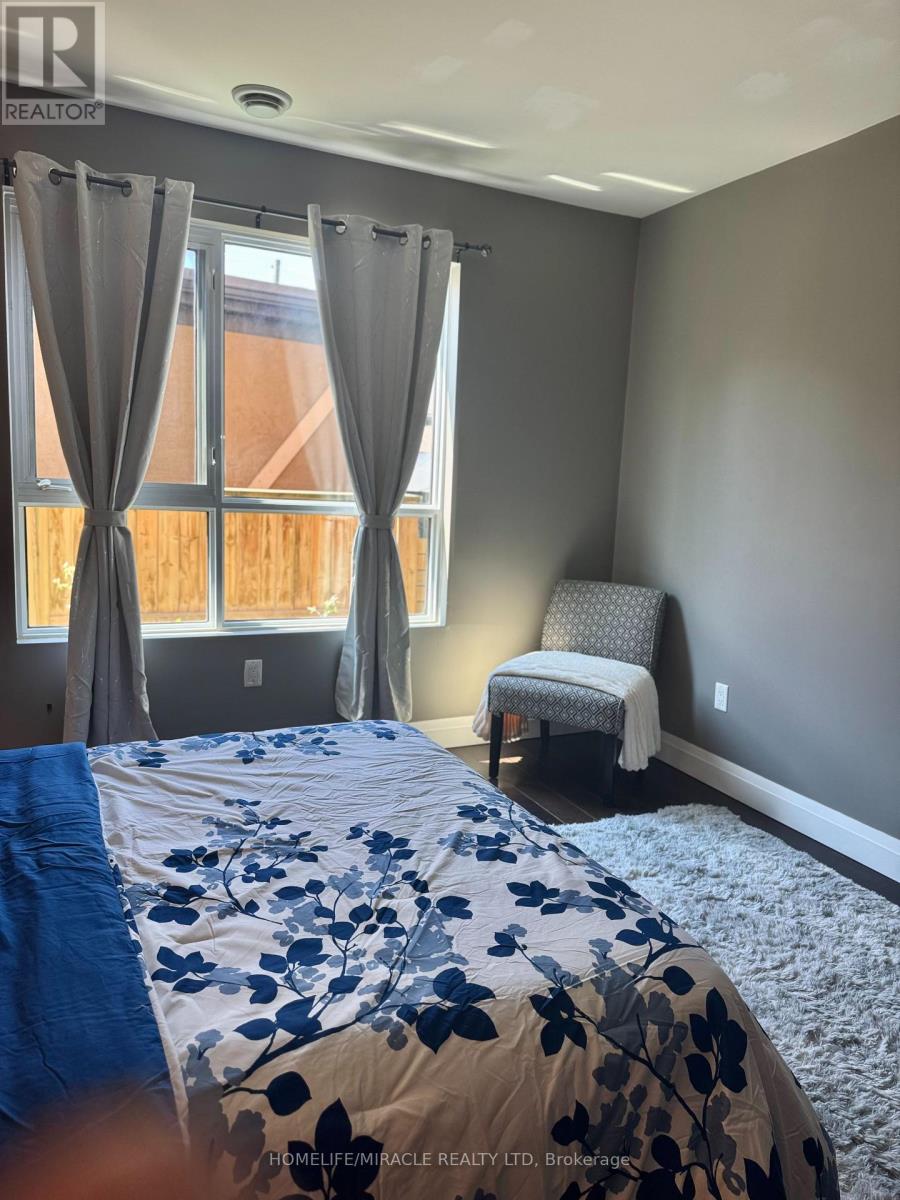 Photo 28 of 105 26 Wellington Street, St Catharines ON