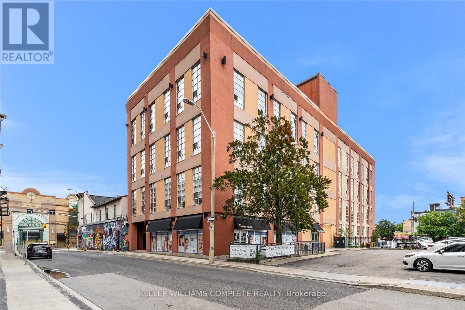 Photo 1 of 402 11 Rebecca Street, Hamilton ON