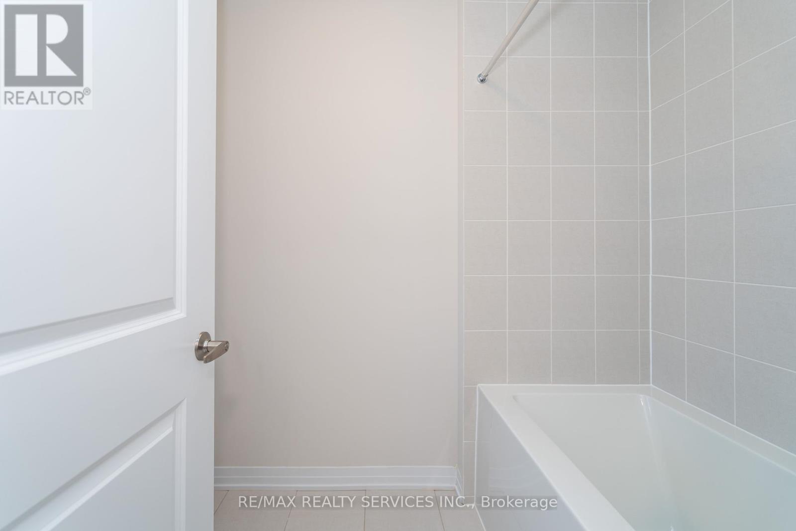 Photo 15 of 269 Dingman Street, Wellington North ON