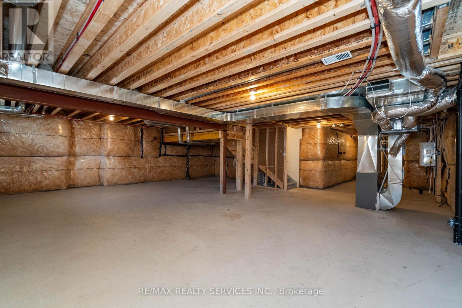 Photo 28 of 269 Dingman Street, Wellington North ON